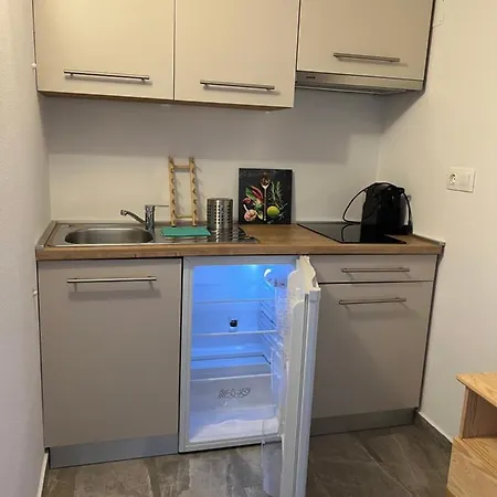 Apartmenthaus Suskovic Insel Krk Omisalj Exterior photo