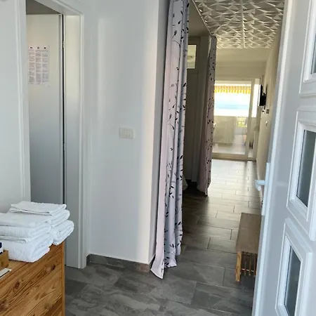 Apartmenthaus Suskovic Insel Krk Omisalj Exterior photo