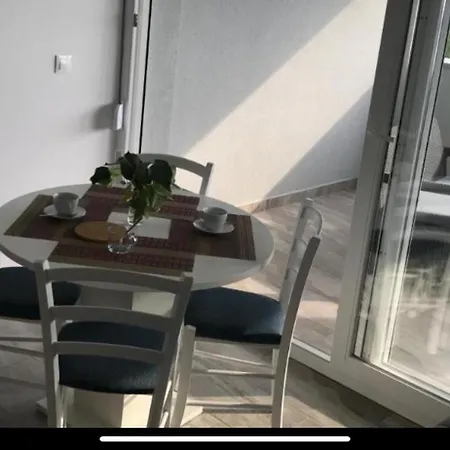 Apartmenthaus Suskovic Insel Krk Omisalj Exterior photo