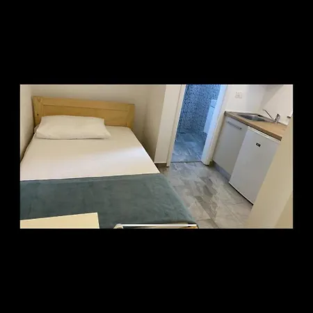Apartmenthaus Suskovic Insel Krk Omisalj Exterior photo