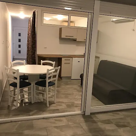 Apartmenthaus Suskovic Insel Krk Omisalj Exterior photo