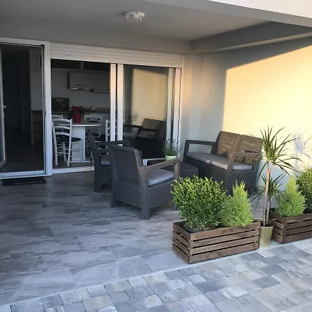 Apartmenthaus Suskovic Insel Krk Omisalj Exterior photo